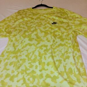 New Authentic Nike Tee